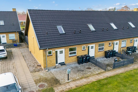 Lyst og indbydende enderækkehus i attraktive Stige - Odense N